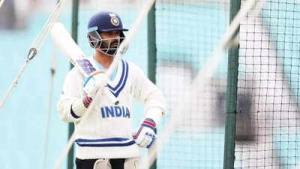 Rahane Urges Gill to Unleash Thakur's Bowling Potential in Second Test vs. England