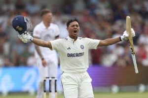 Jaiswal Aims to Eclipse Gavaskar's 49-Year-Old Record in Edgbaston Test
