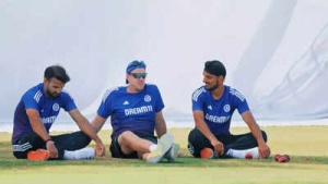 Arshdeep Singh Reveals Playful Wrestling Bouts with India Bowling Coach Morkel During England Test Series