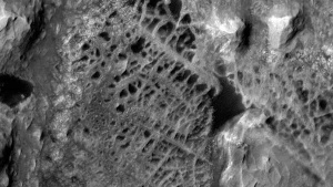 Curiosity Rover Captures Unprecedented Close-Ups of Enigmatic 'Spiderwebs' on Mars, Fueling Ancient Life Debate