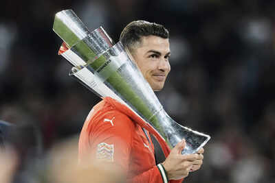 Cristiano Ronaldo commits to Al Nassr with contract extension