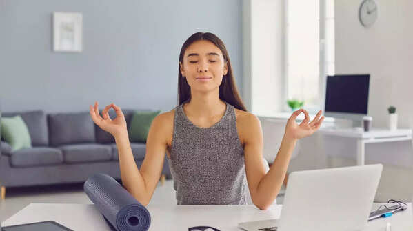 Pausing to consider responses