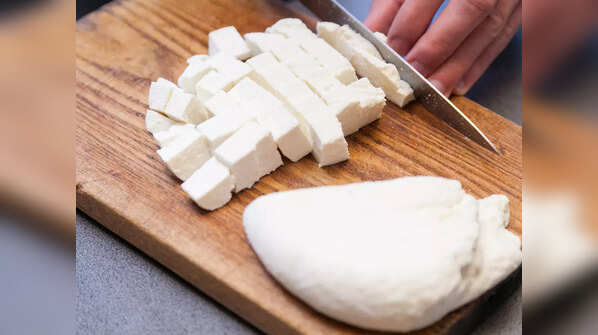 Paneer or tofu stuffing makes roti a protein-rich delight